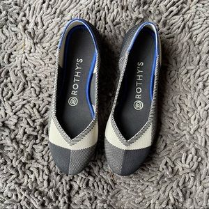 Rothy’s Black Captoe Flats